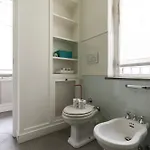 Apartament Youhosty - Charm Via Torino Mediolan