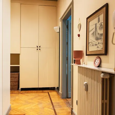 Apartment Youhosty - Charm Via Torino *