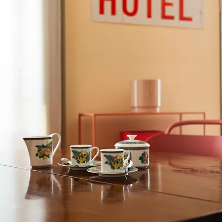 Apartment Youhosty - Charm Via Torino *