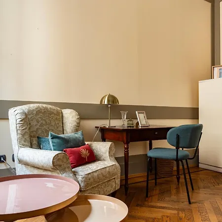 Youhosty - Charm Via Torino Apartment