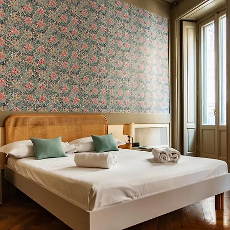 Apartment Youhosty - Charm Via Torino Mailand