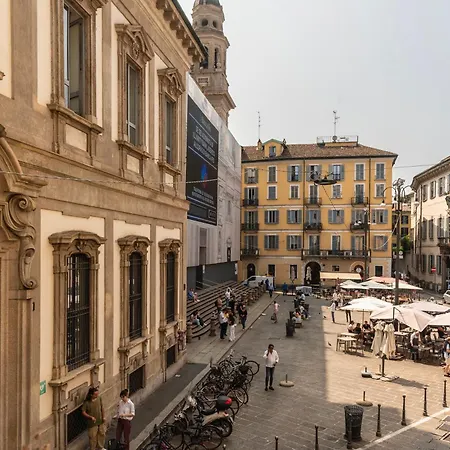 Youhosty - Charm Via Torino Apartament